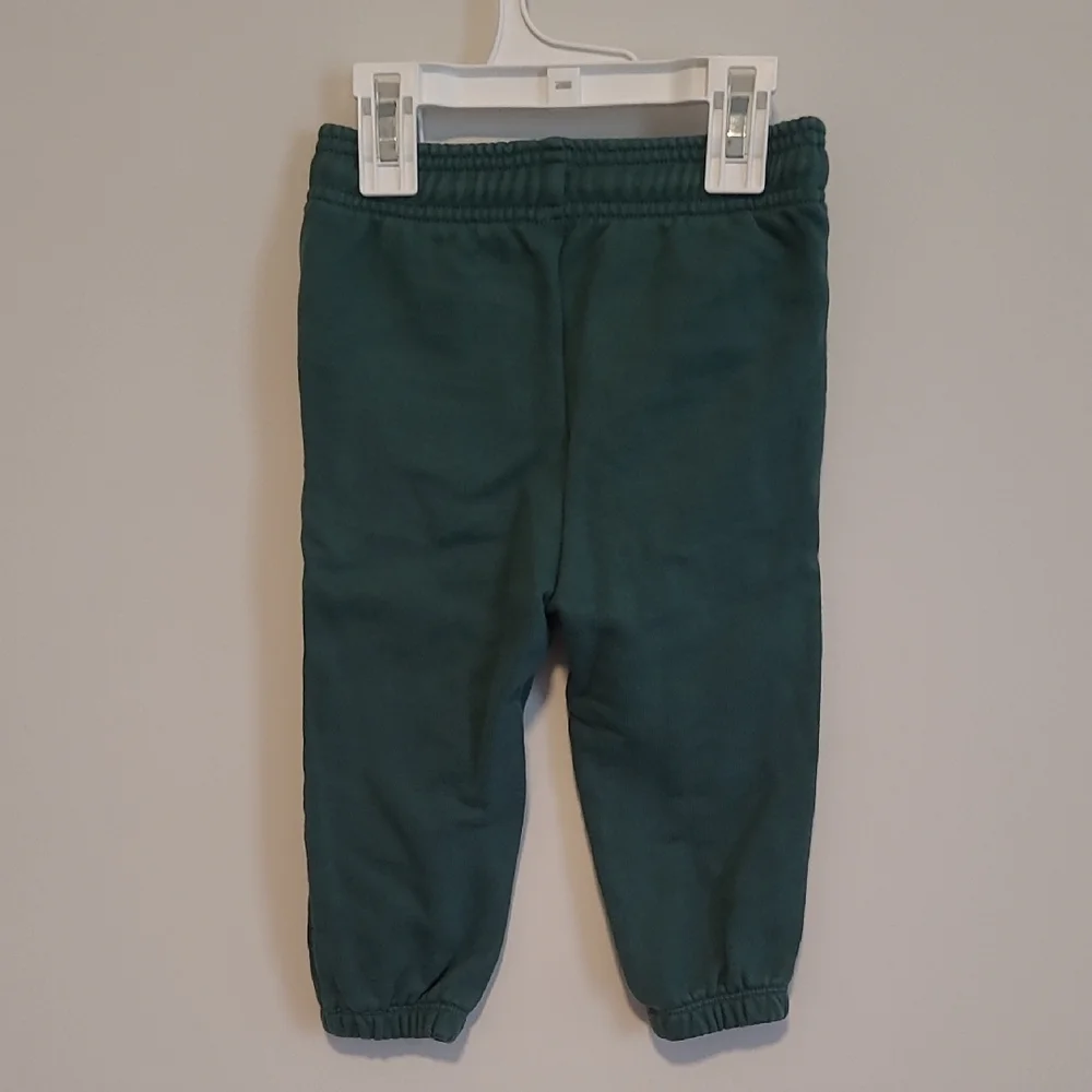 Baby GAP Disney Green Kids Sweatpants with Mickey Patch - Picture 7 of 9